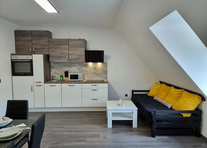 Rentcenter79 Séjour chez l'habitant